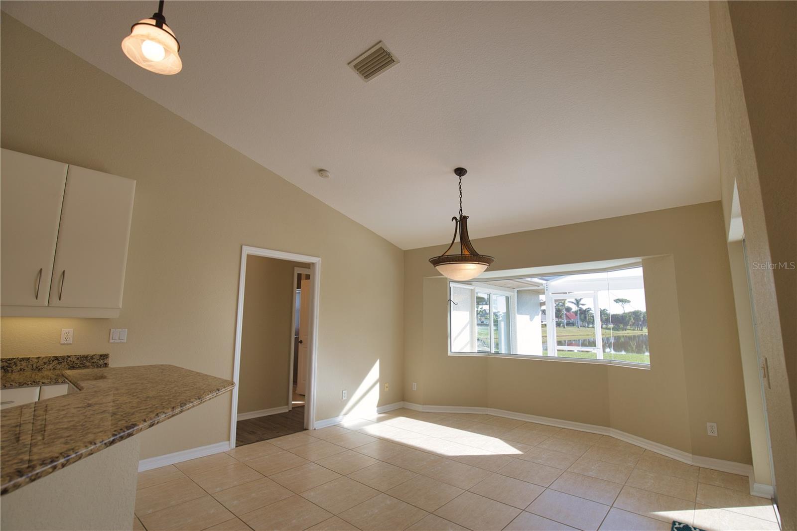 8 SPORTSMAN RD, ROTONDA WEST, FL, 33947