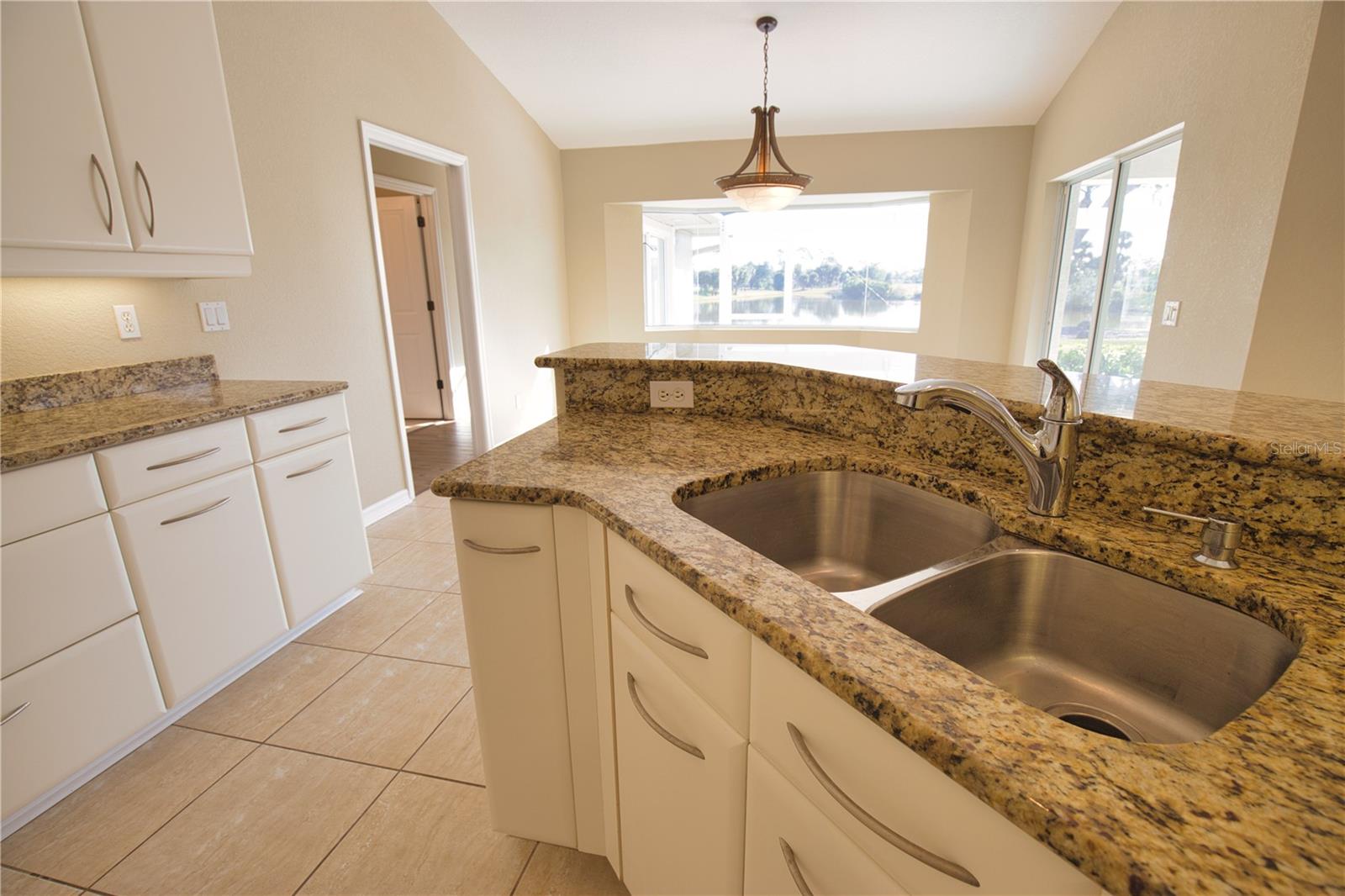 8 SPORTSMAN RD, ROTONDA WEST, FL, 33947