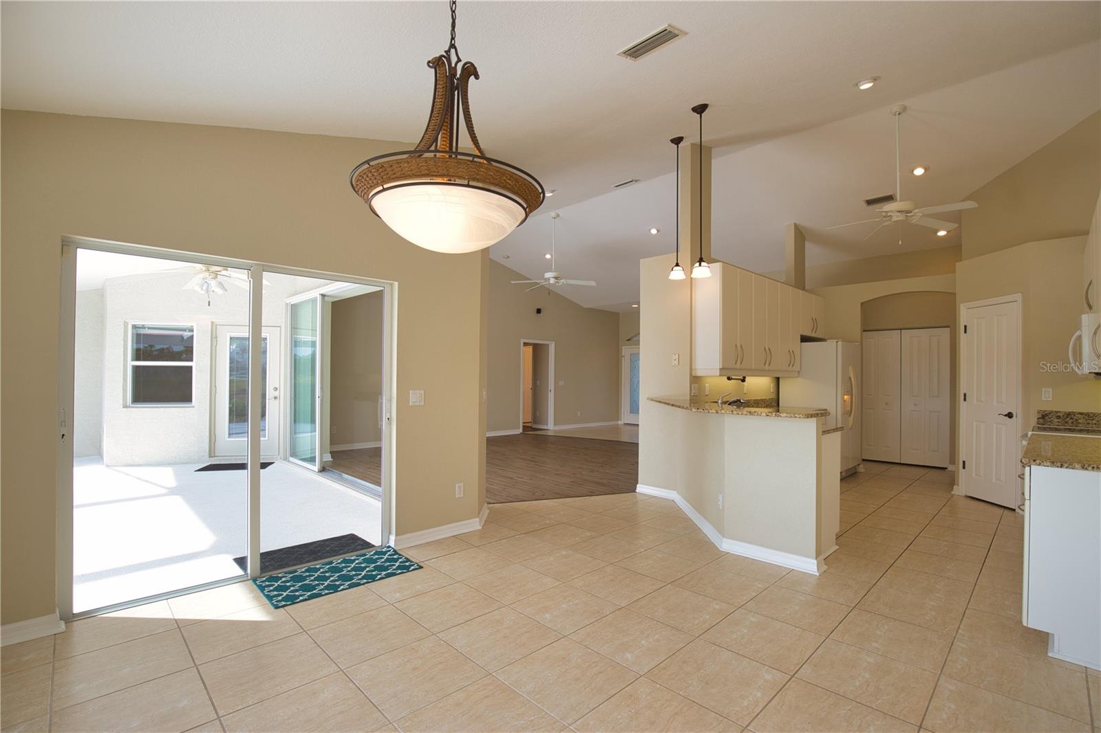 8 SPORTSMAN RD, ROTONDA WEST, FL, 33947
