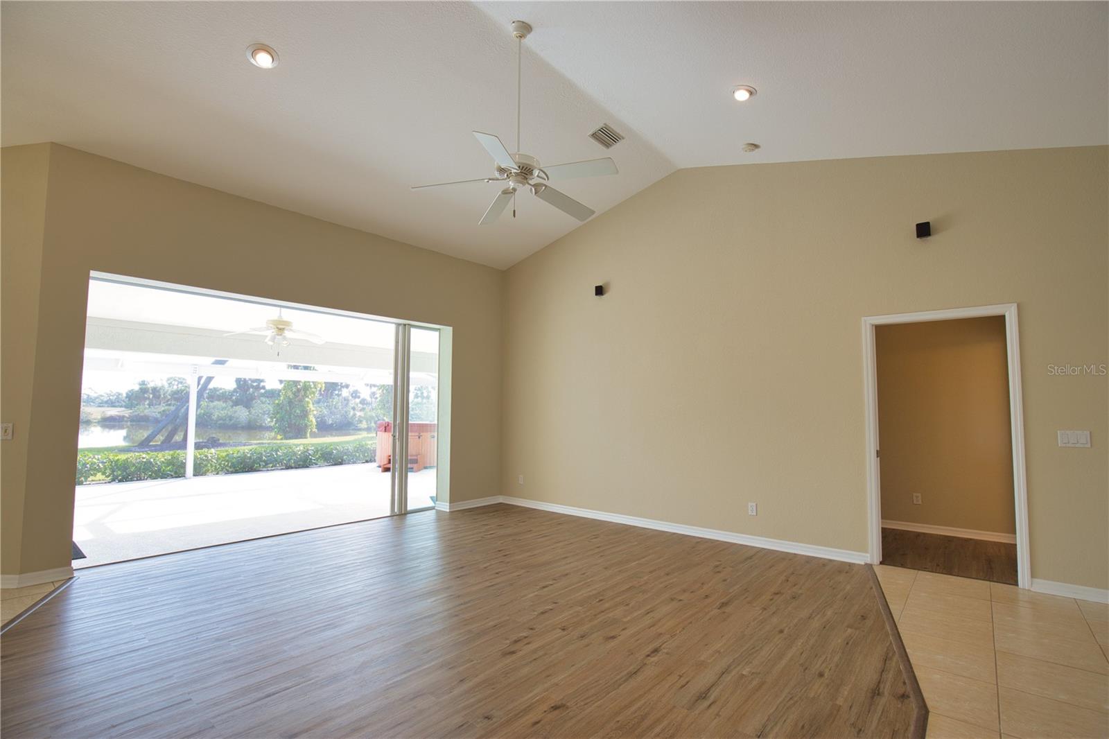 8 SPORTSMAN RD, ROTONDA WEST, FL, 33947