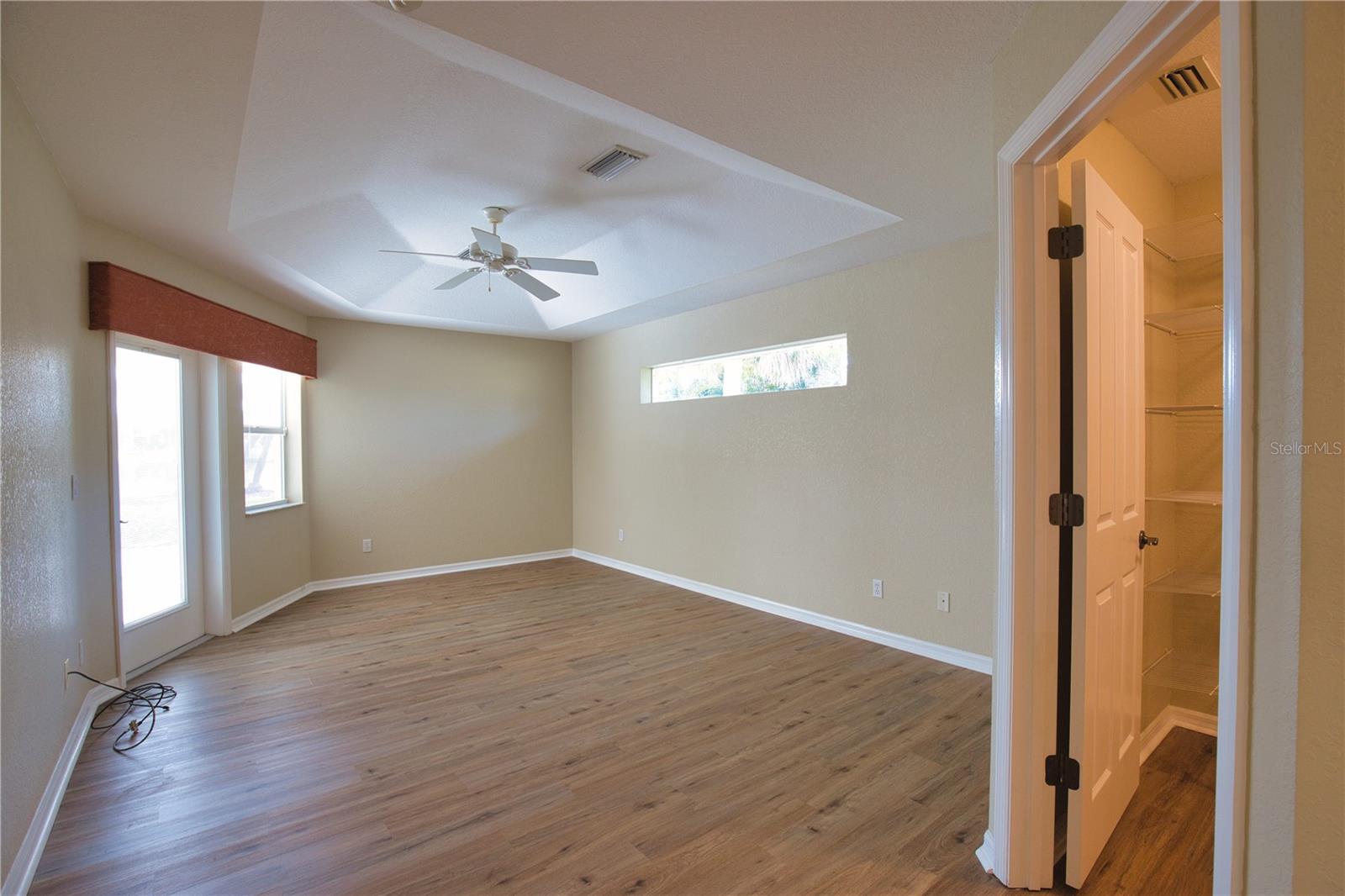 8 SPORTSMAN RD, ROTONDA WEST, FL, 33947