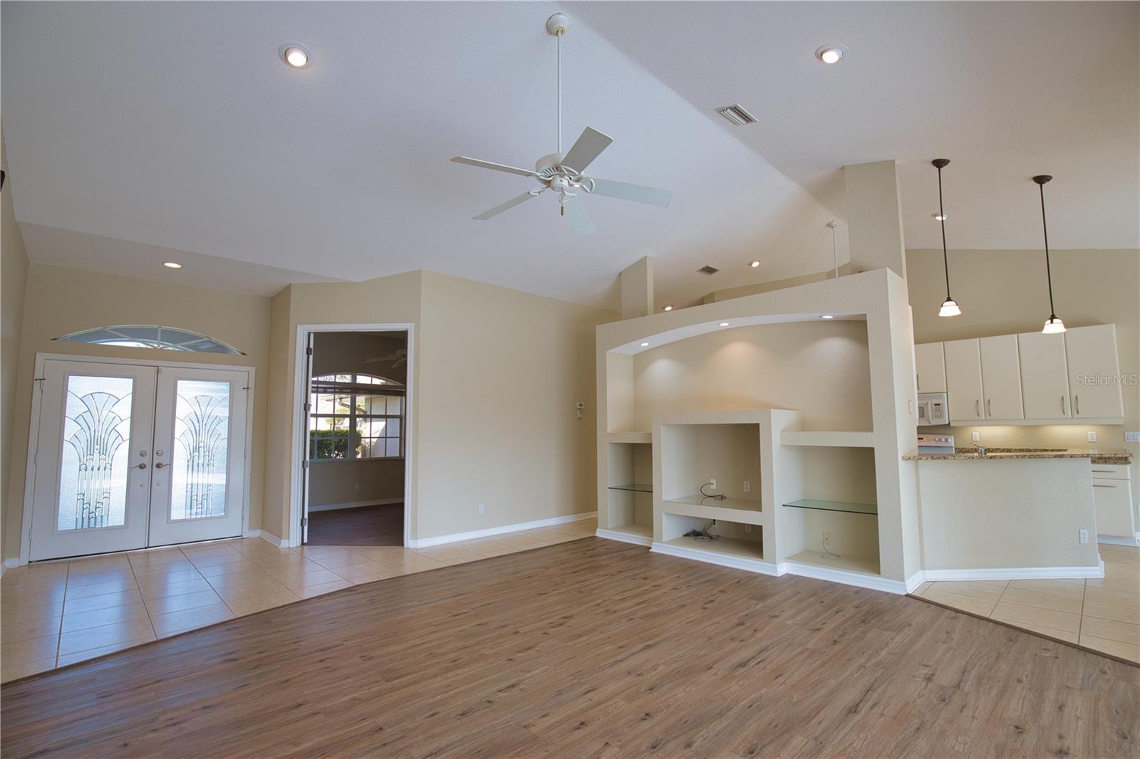 8 SPORTSMAN RD, ROTONDA WEST, FL, 33947