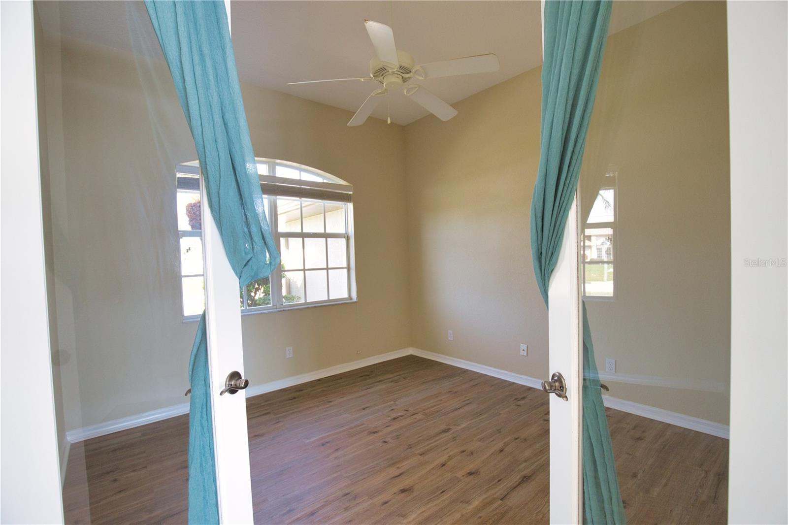 8 SPORTSMAN RD, ROTONDA WEST, FL, 33947