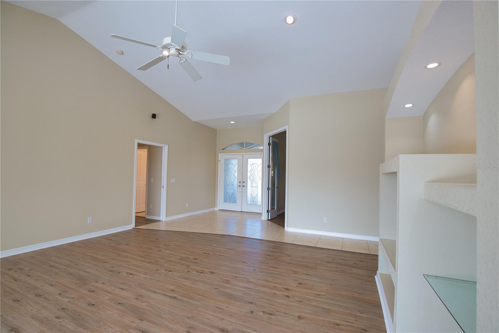 8 SPORTSMAN RD, ROTONDA WEST, FL, 33947