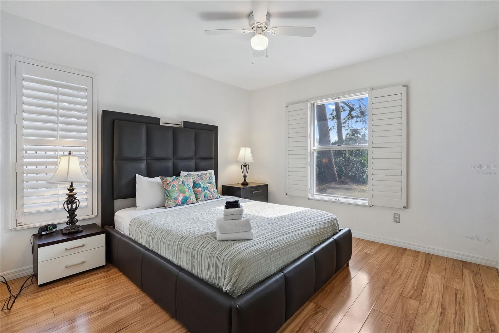 7117 QUEEN PALM CIR, SARASOTA, FL, 34243