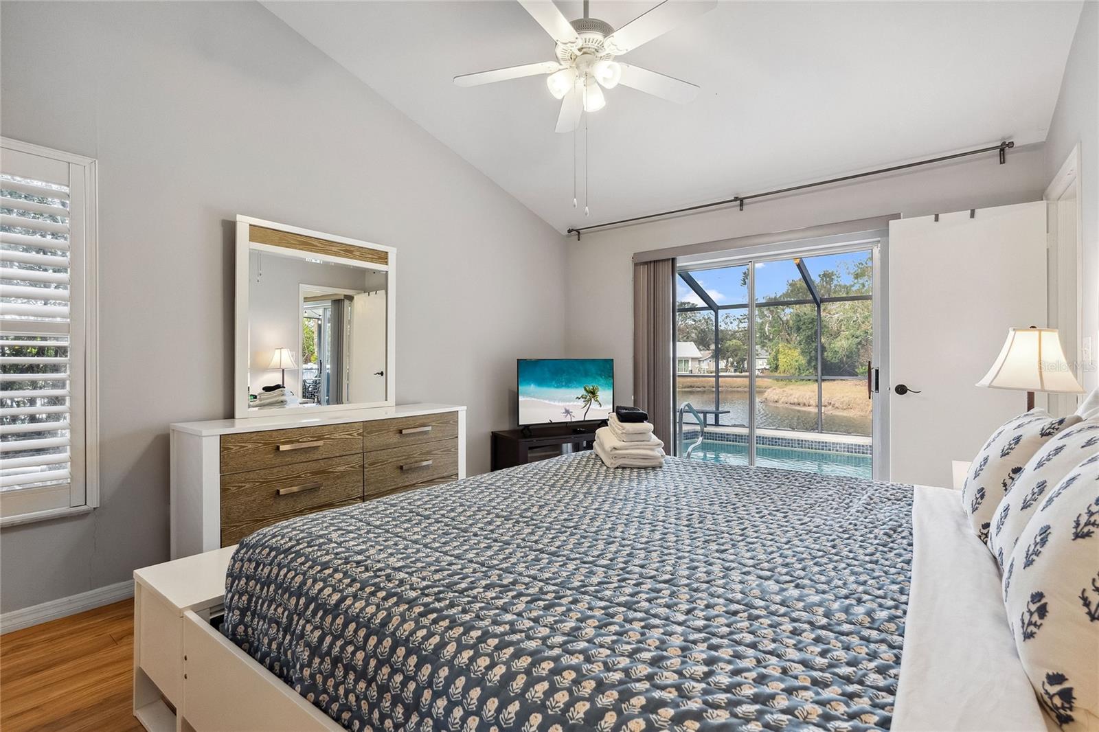 7117 QUEEN PALM CIR, SARASOTA, FL, 34243