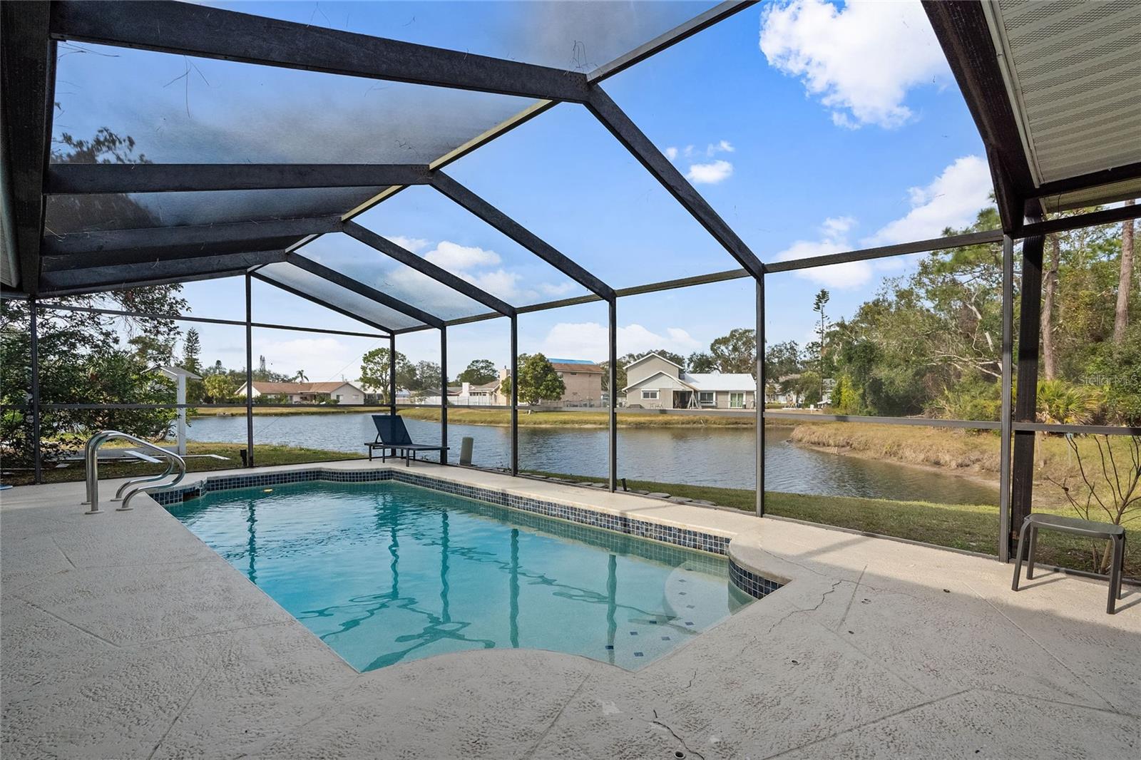 7117 QUEEN PALM CIR, SARASOTA, FL, 34243