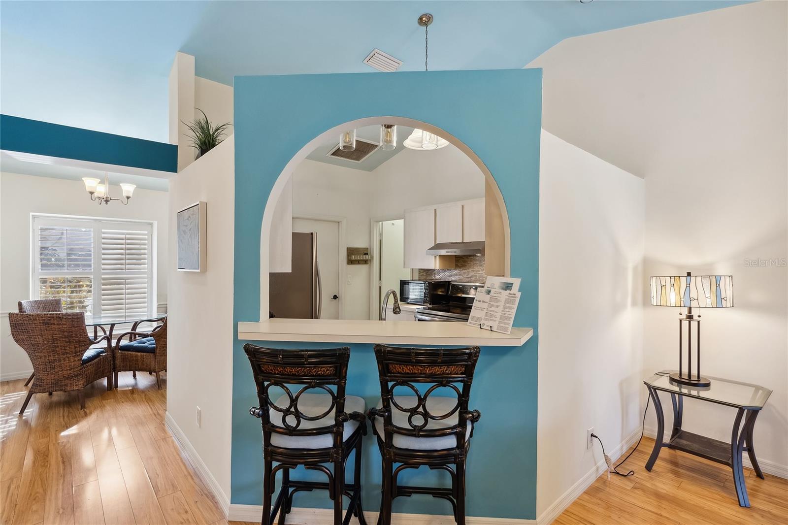 7117 QUEEN PALM CIR, SARASOTA, FL, 34243