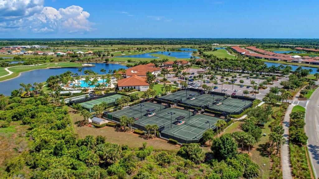 10043 CROOKED CREEK DR #202, VENICE, FL, 34293