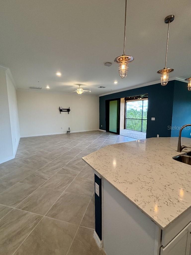 10043 CROOKED CREEK DR #202, VENICE, FL, 34293