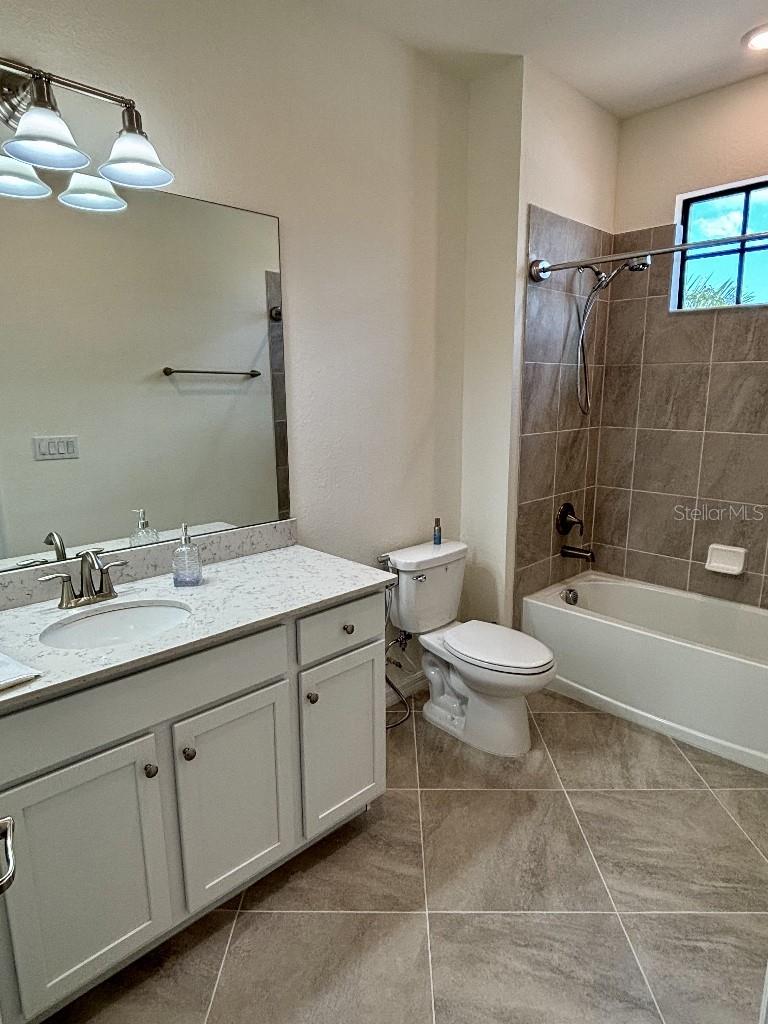 10043 CROOKED CREEK DR #202, VENICE, FL, 34293