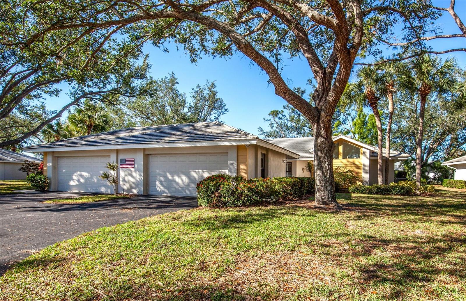 237 SOUTHAMPTON LN #275, VENICE, FL, 34293