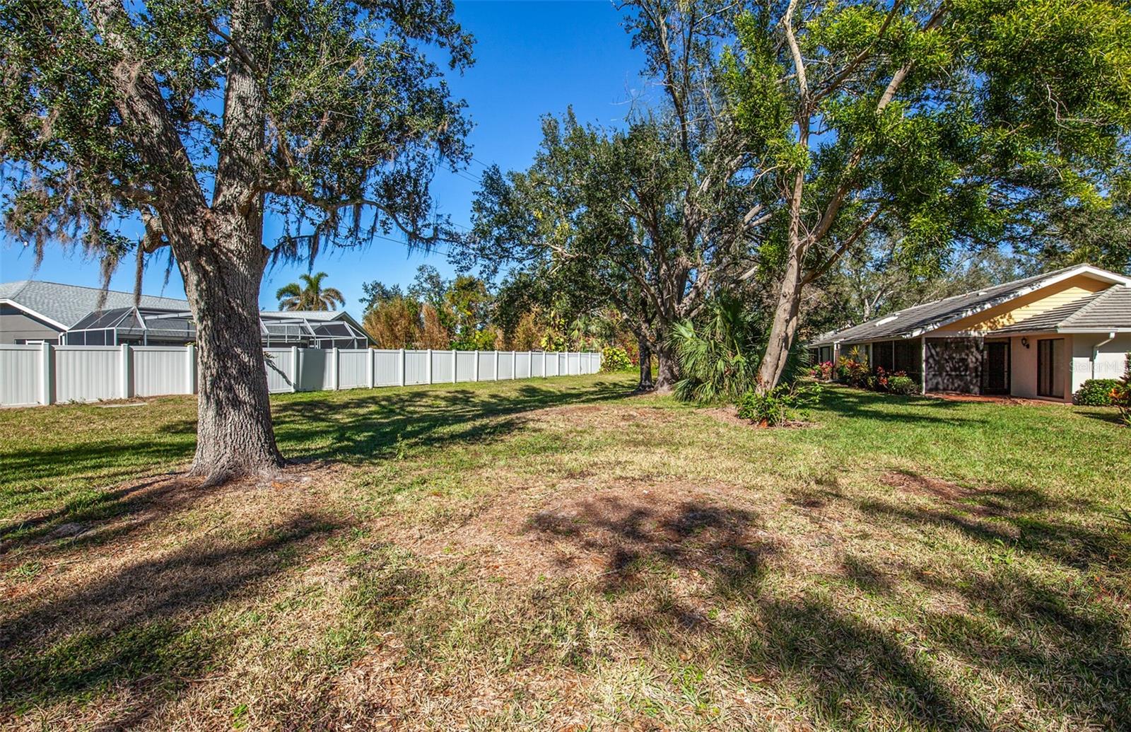 237 SOUTHAMPTON LN #275, VENICE, FL, 34293