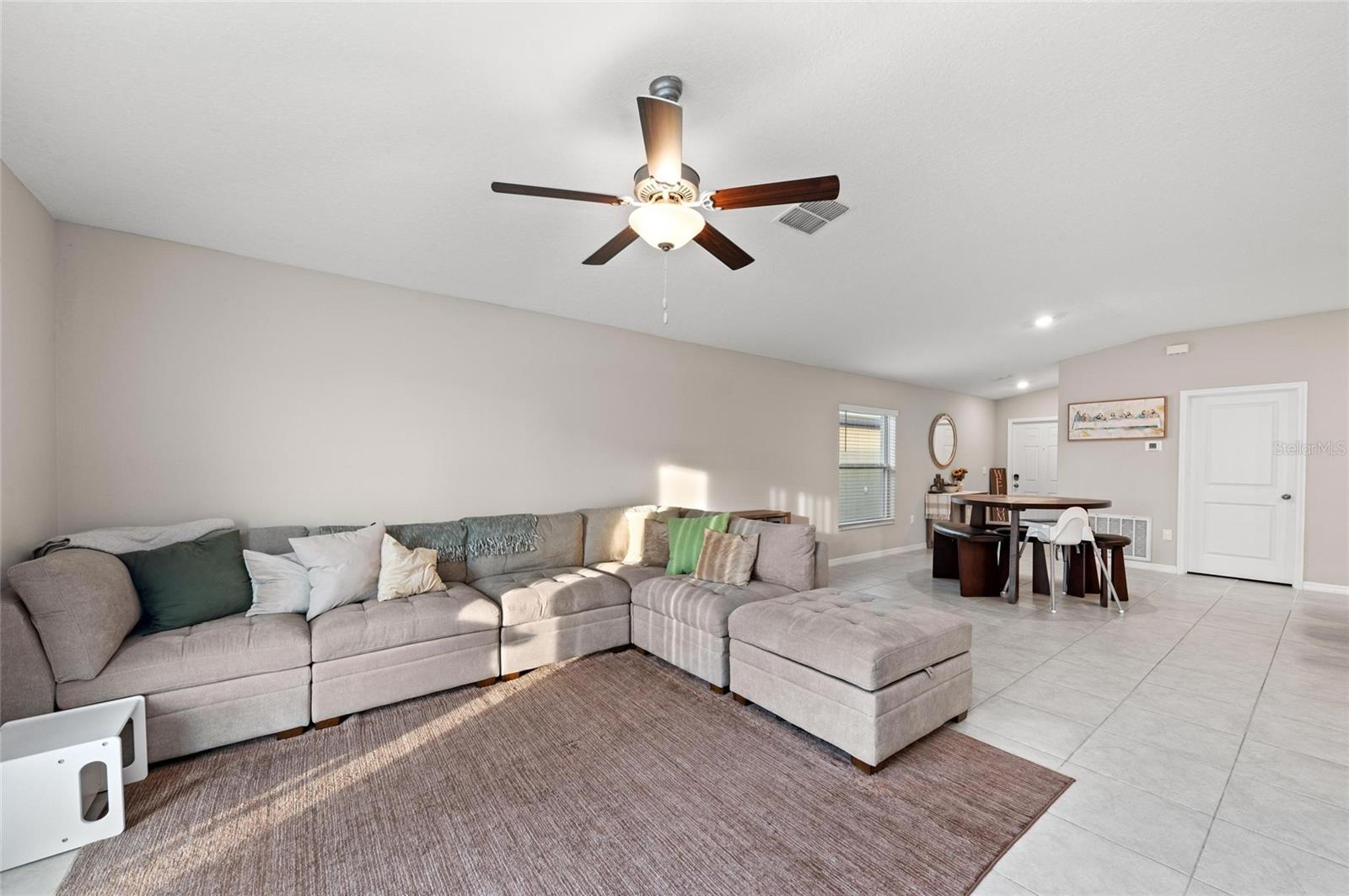 15304 MILLER CREEK DR, SUN CITY CENTER, FL, 33573