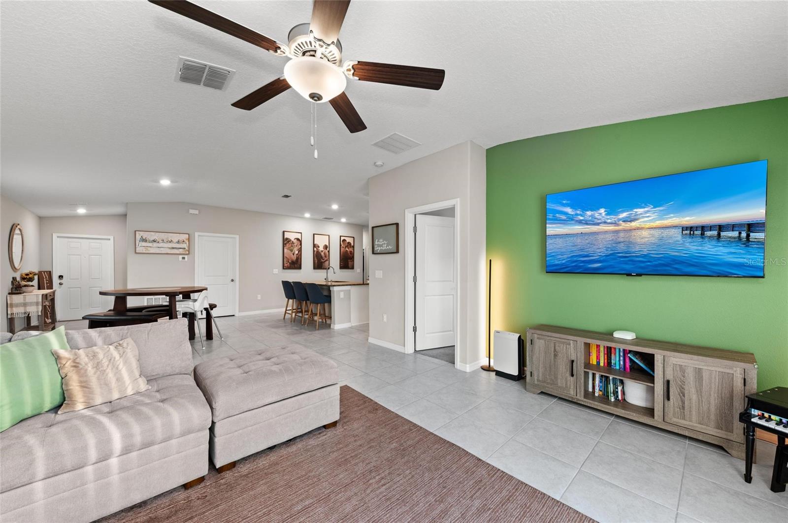 15304 MILLER CREEK DR, SUN CITY CENTER, FL, 33573