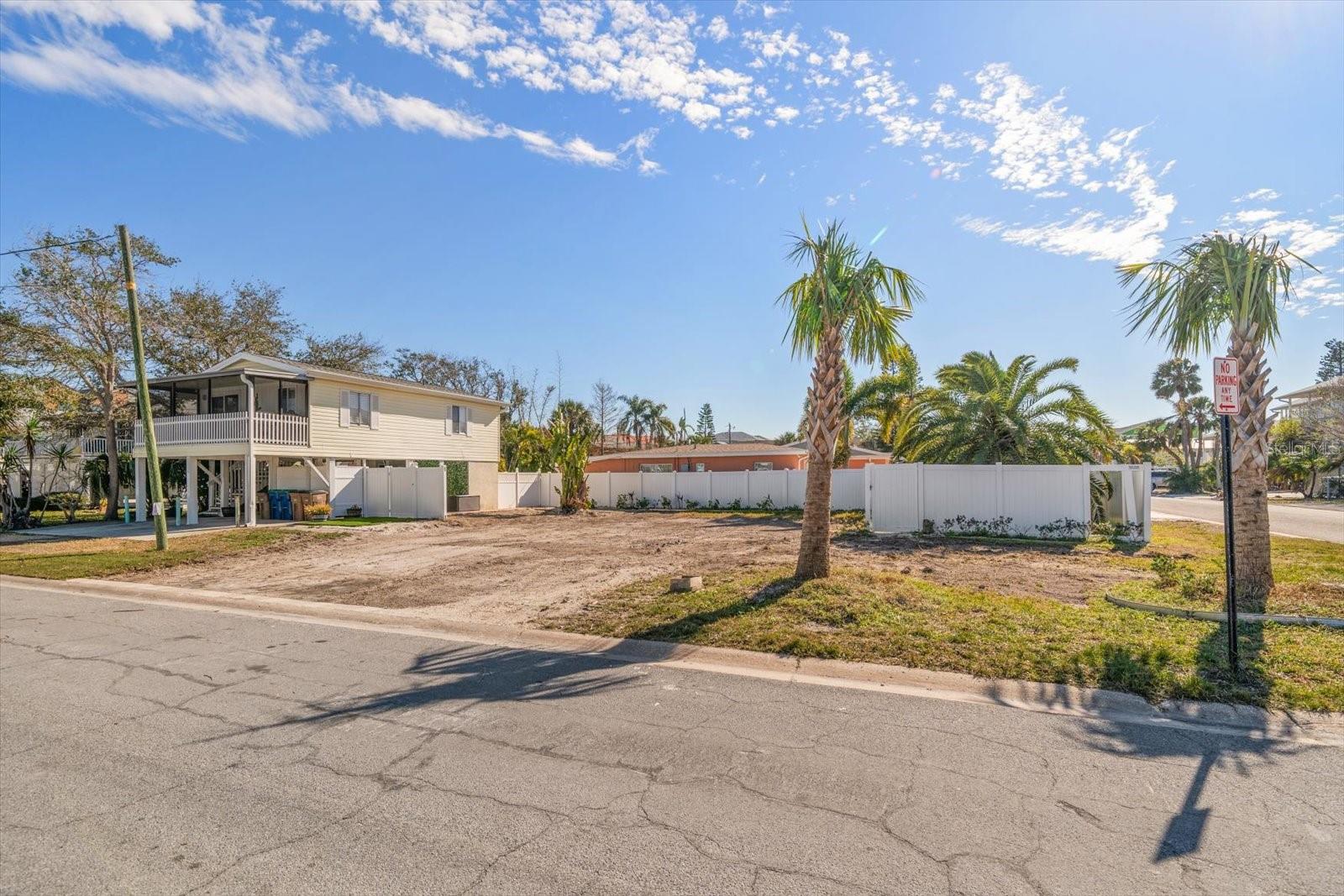 2215 1ST ST #A & B, INDIAN ROCKS BEACH, FL, 33785