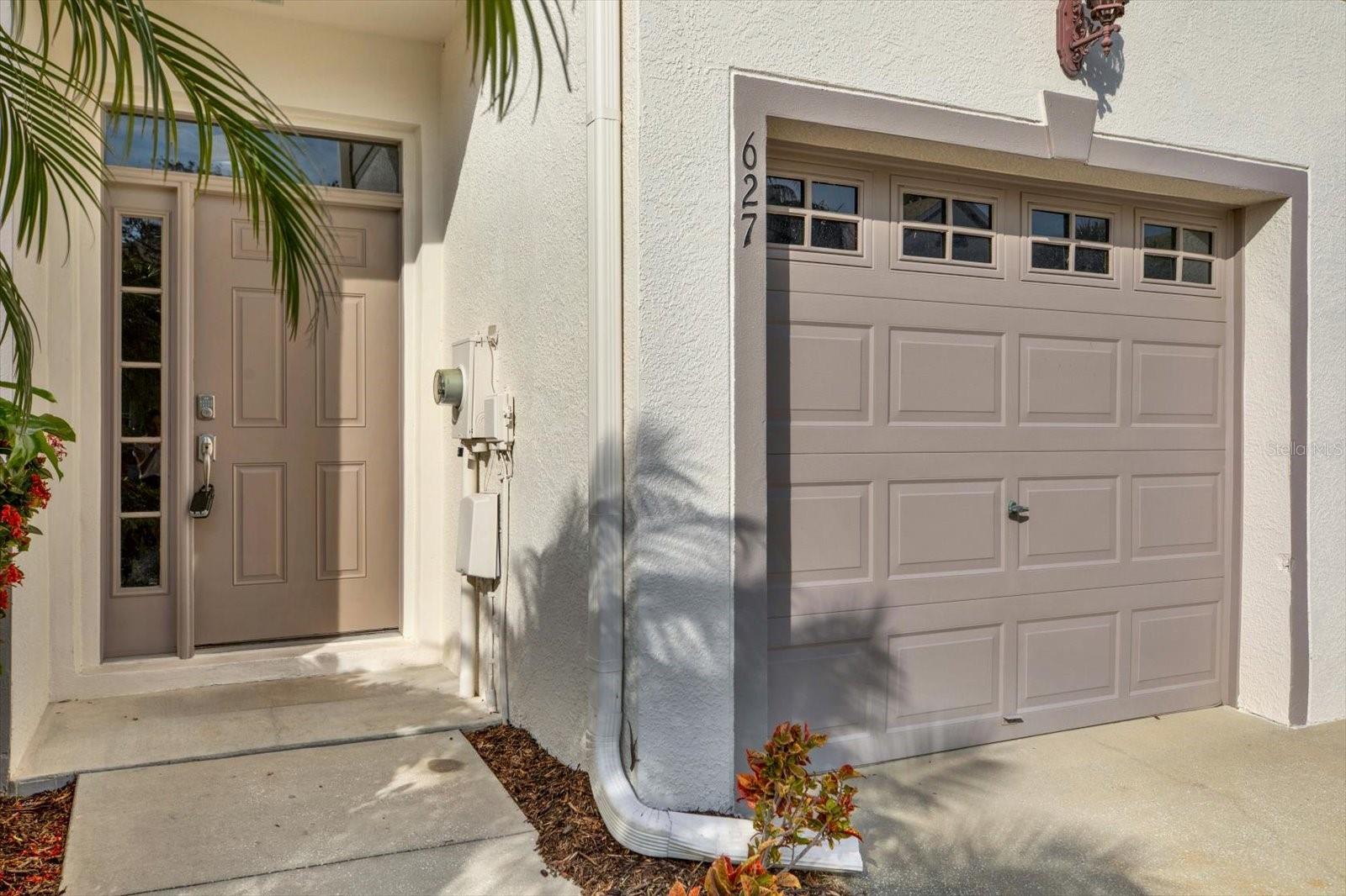 627 VALLANCE WAY NE, ST PETERSBURG, FL, 33716