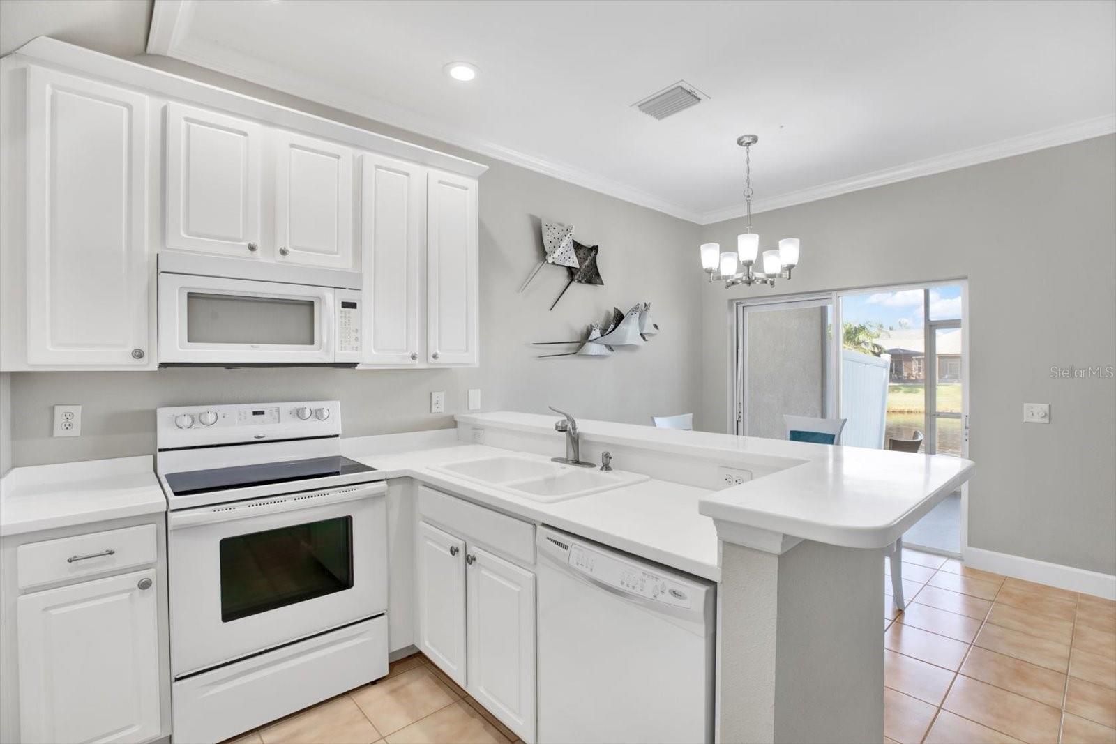 627 VALLANCE WAY NE, ST PETERSBURG, FL, 33716