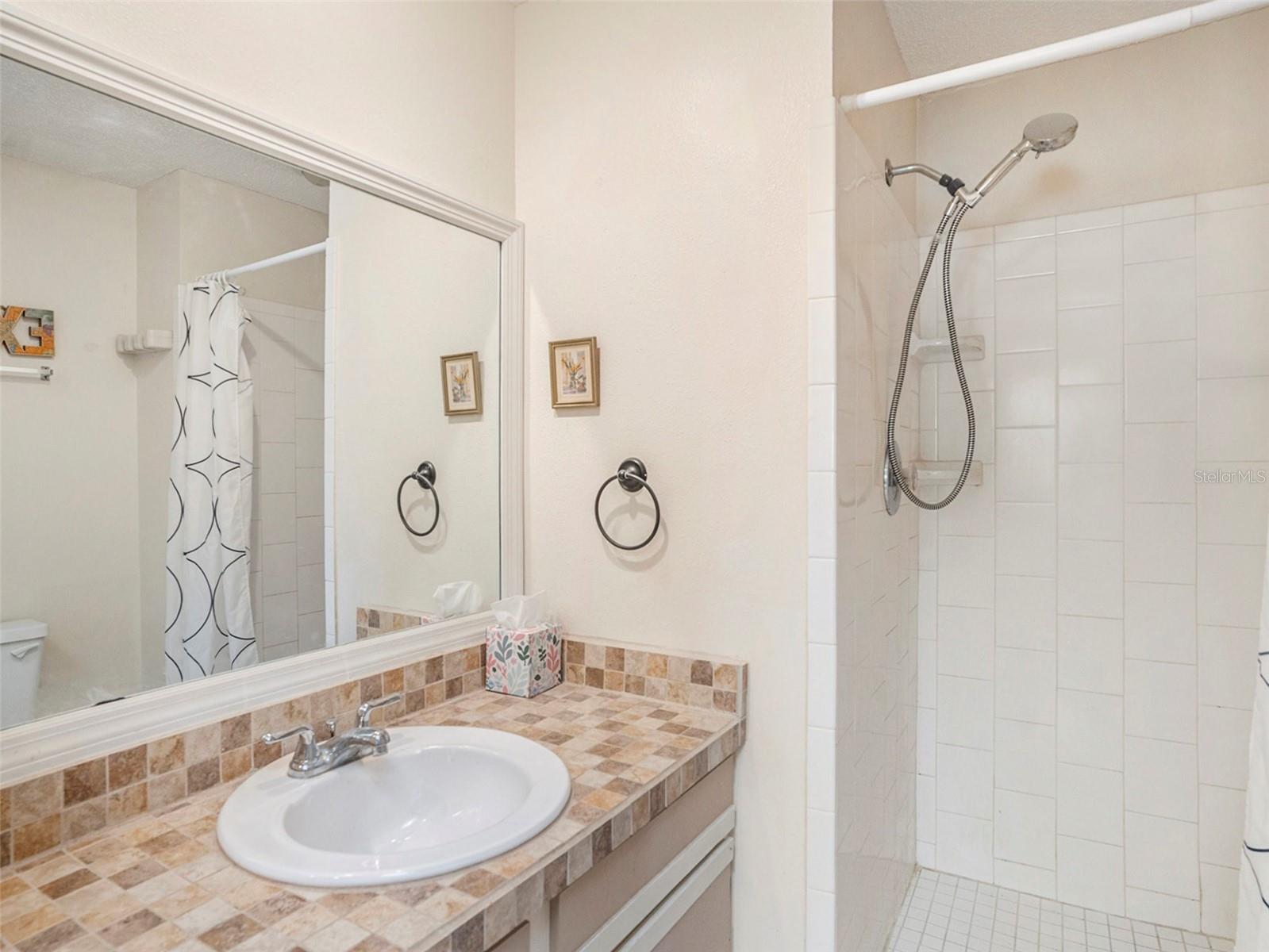 106 EDGEWOOD CT, OLDSMAR, FL, 34677