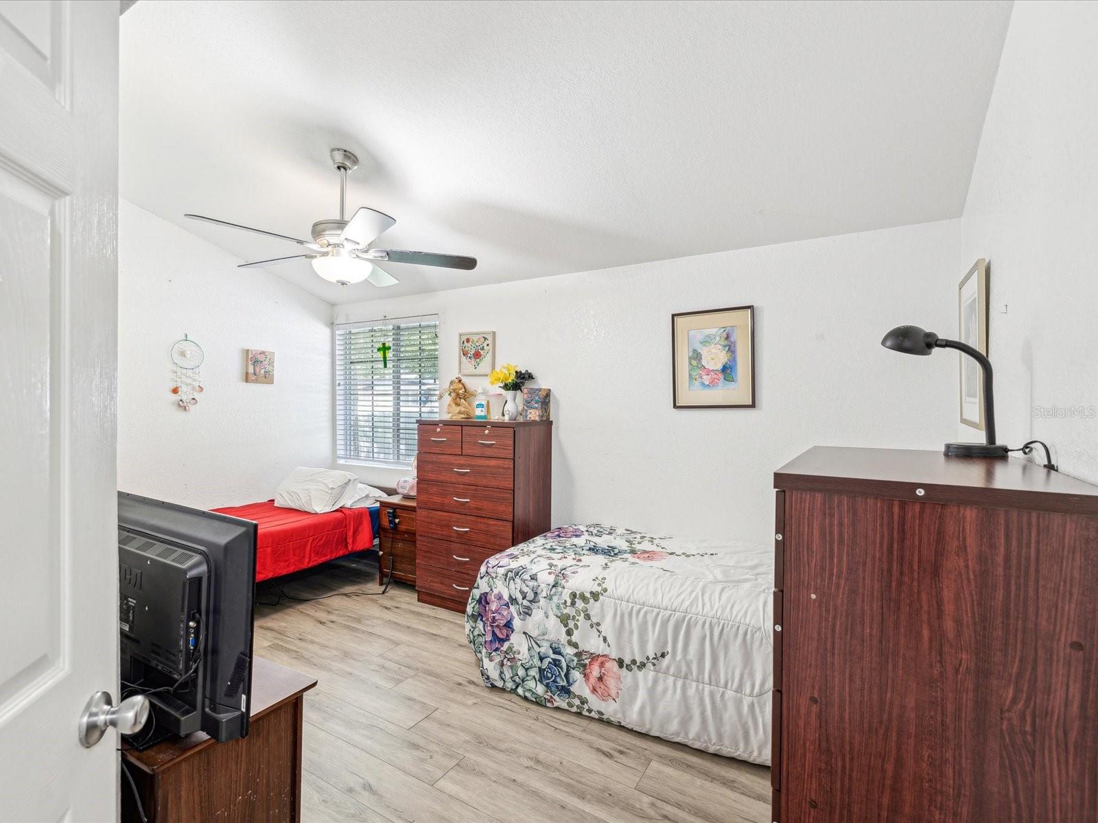 1055 PHILIPPE PKWY, SAFETY HARBOR, FL, 34695