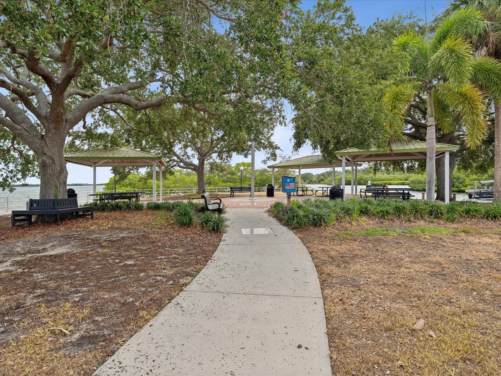 1055 PHILIPPE PKWY, SAFETY HARBOR, FL, 34695