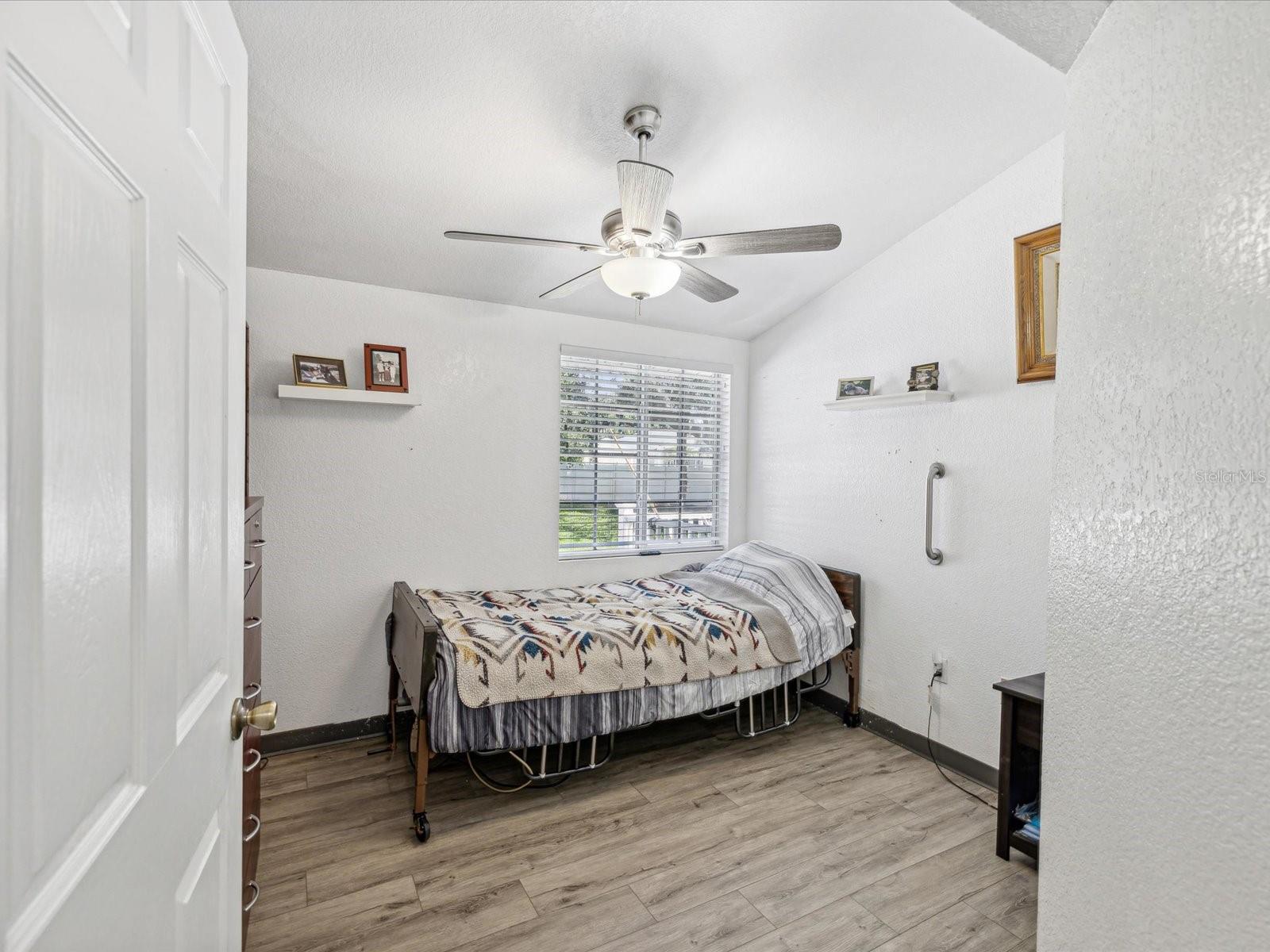 1055 PHILIPPE PKWY, SAFETY HARBOR, FL, 34695