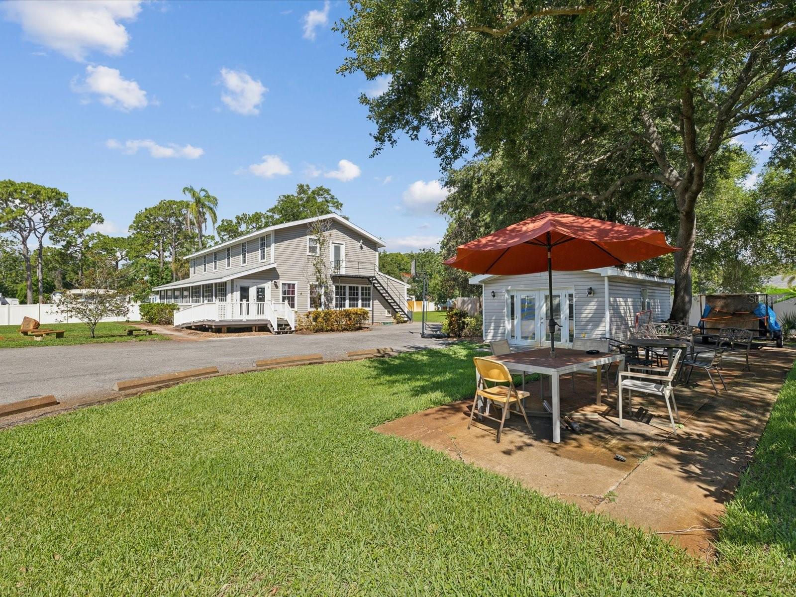 1055 PHILIPPE PKWY, SAFETY HARBOR, FL, 34695