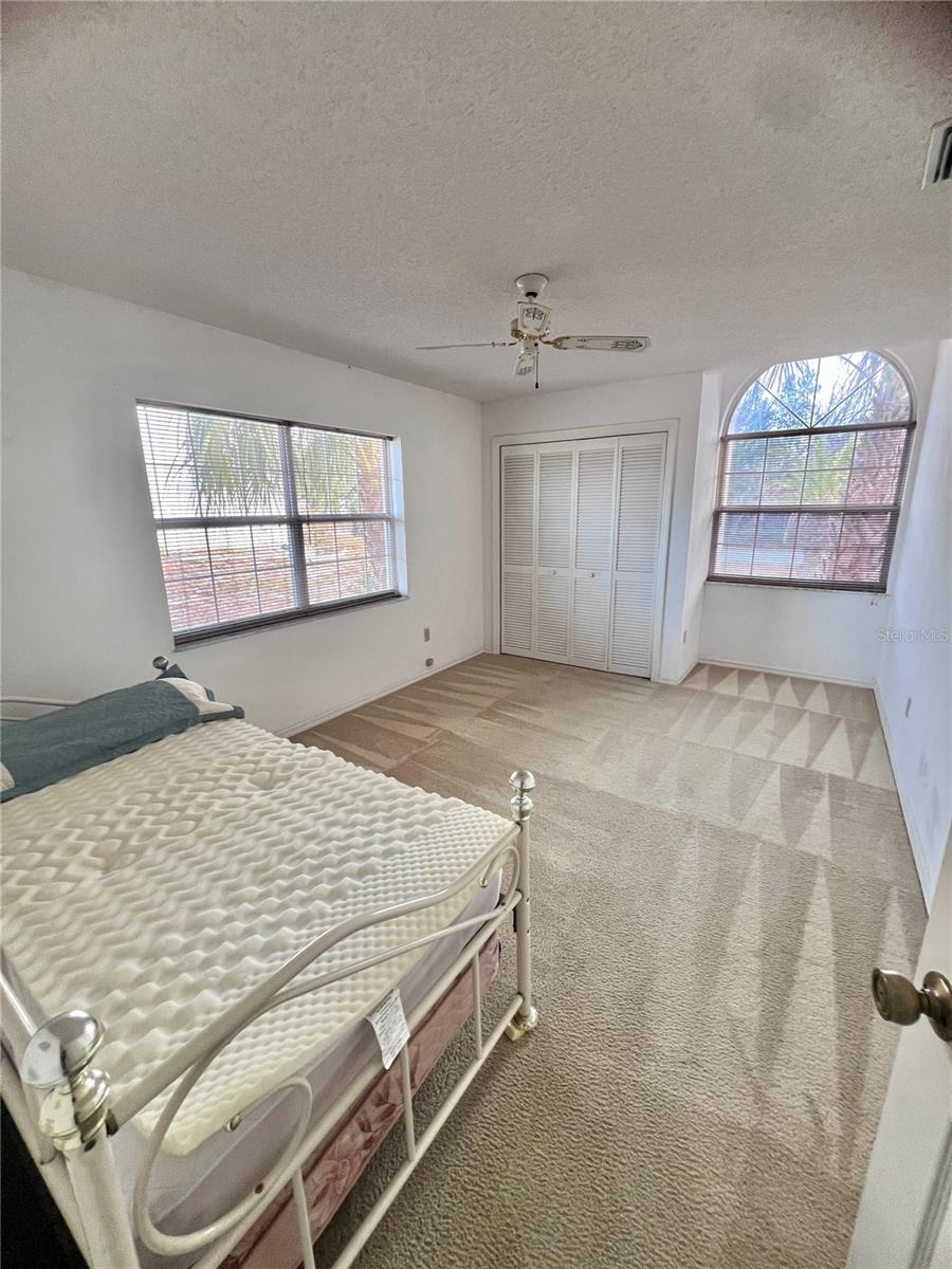 6137 MOUNTAIN WAY AVE, SPRING HILL, FL, 34608