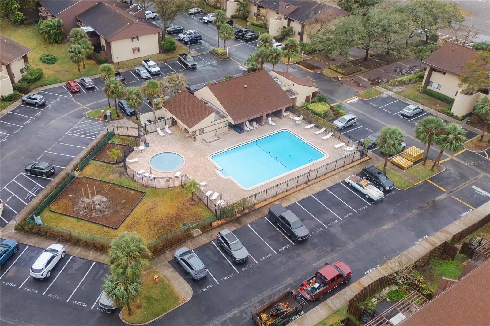 810 S VILLAGE DR N #201, ST PETERSBURG, FL, 33716