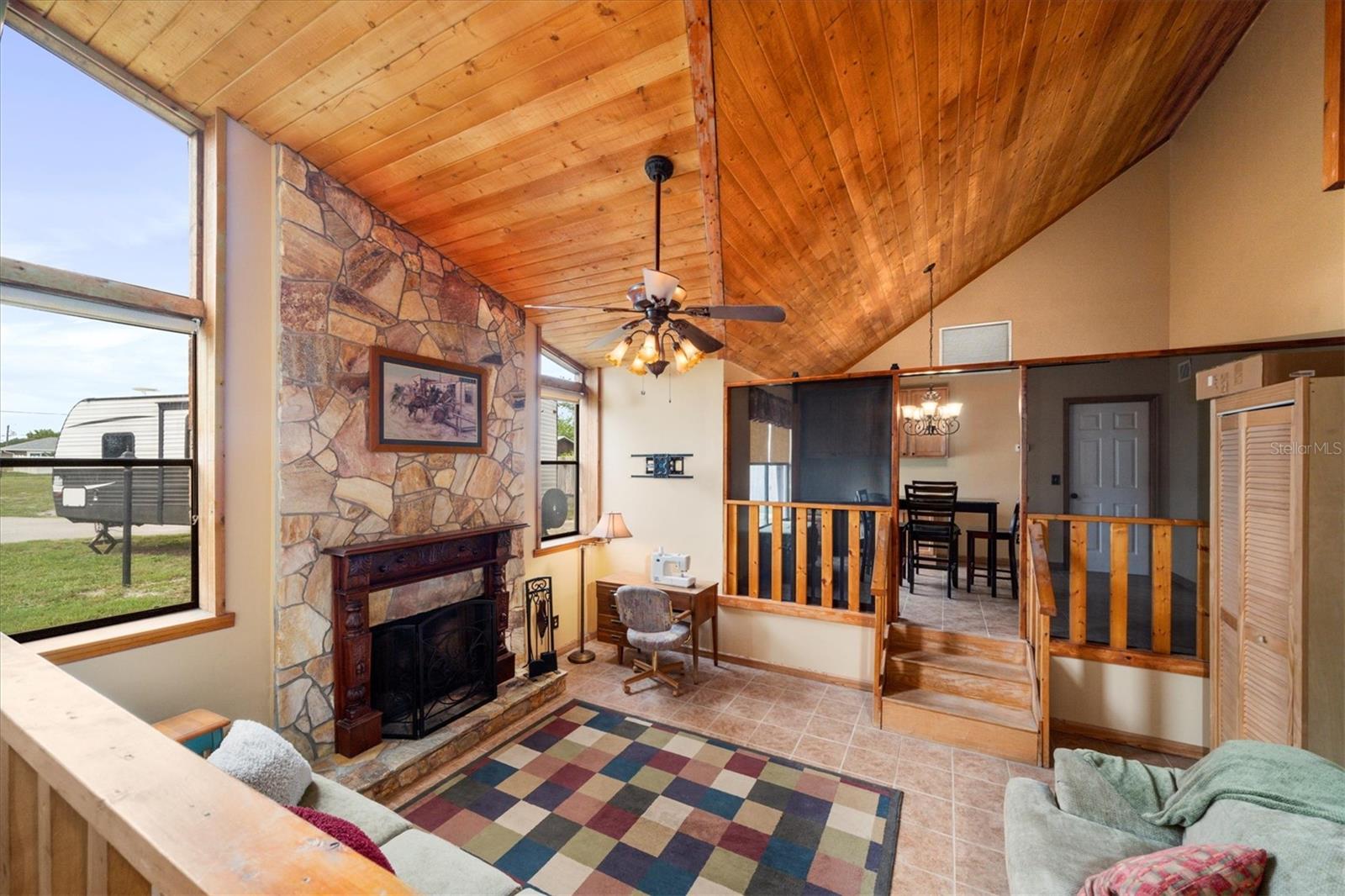 430 11TH LN SW, VERO BEACH, FL, 32962