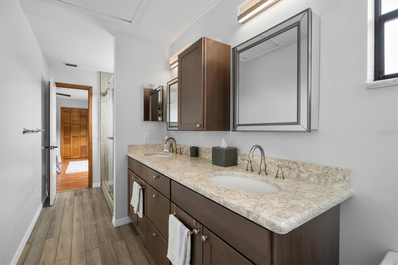 430 11TH LN SW, VERO BEACH, FL, 32962