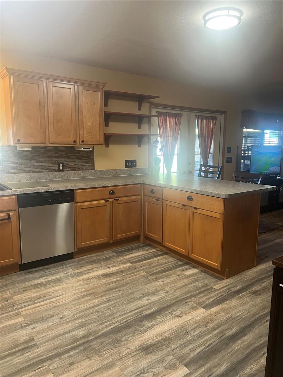 430 11TH LN SW, VERO BEACH, FL, 32962