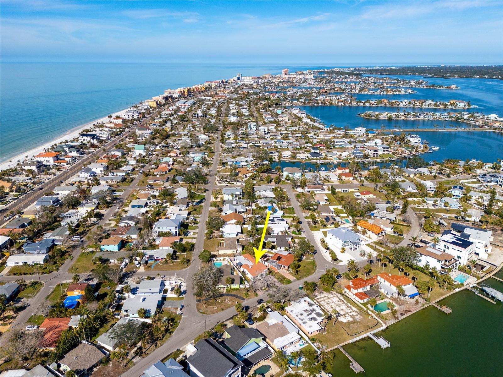 15804 REDINGTON DR, REDINGTON BEACH, FL, 33708