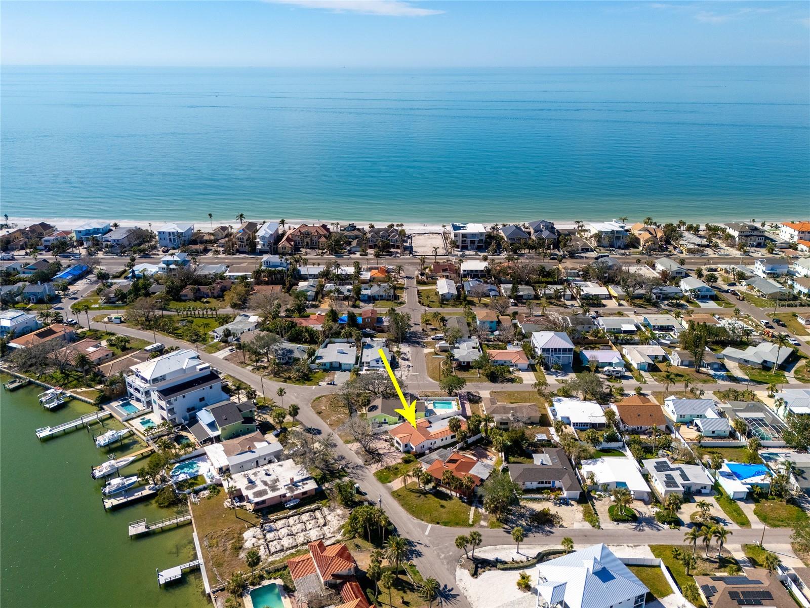 15804 REDINGTON DR, REDINGTON BEACH, FL, 33708