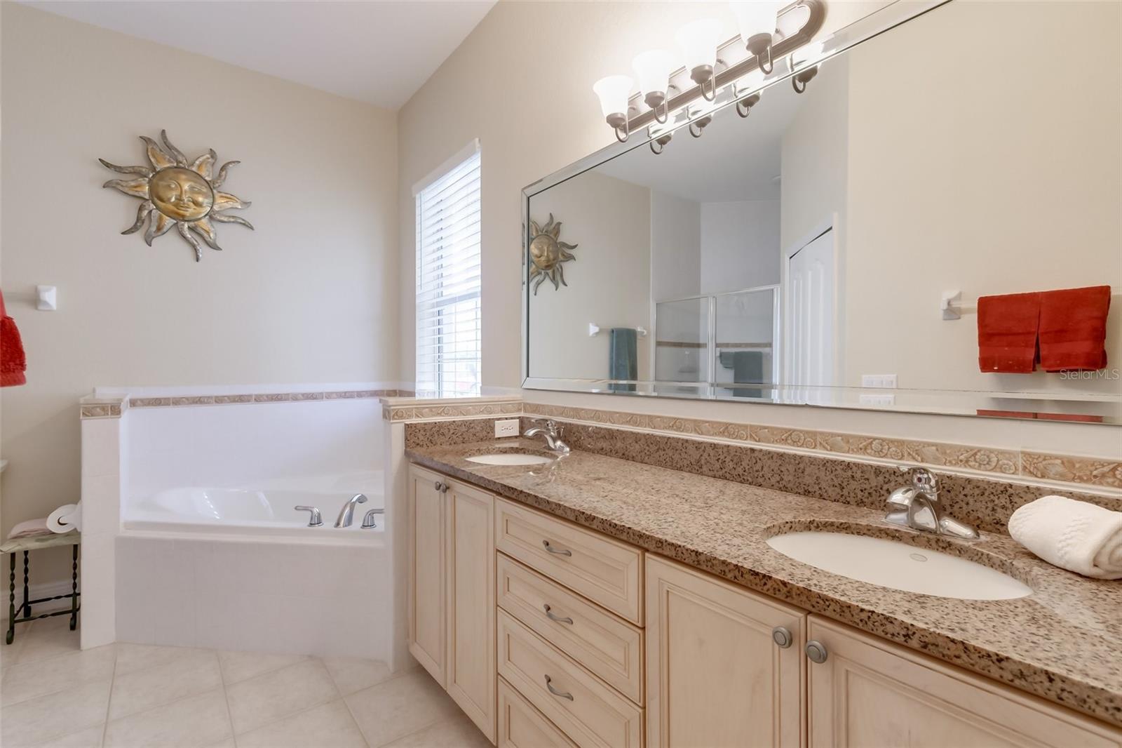 1076 ELEUTHERA DR NE, PALM BAY, FL, 32905