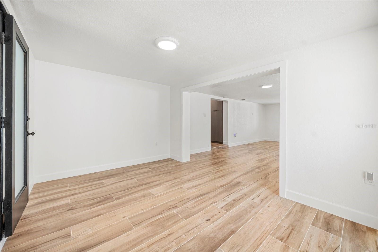 3215 HELEN AVE, ORLANDO, FL, 32804