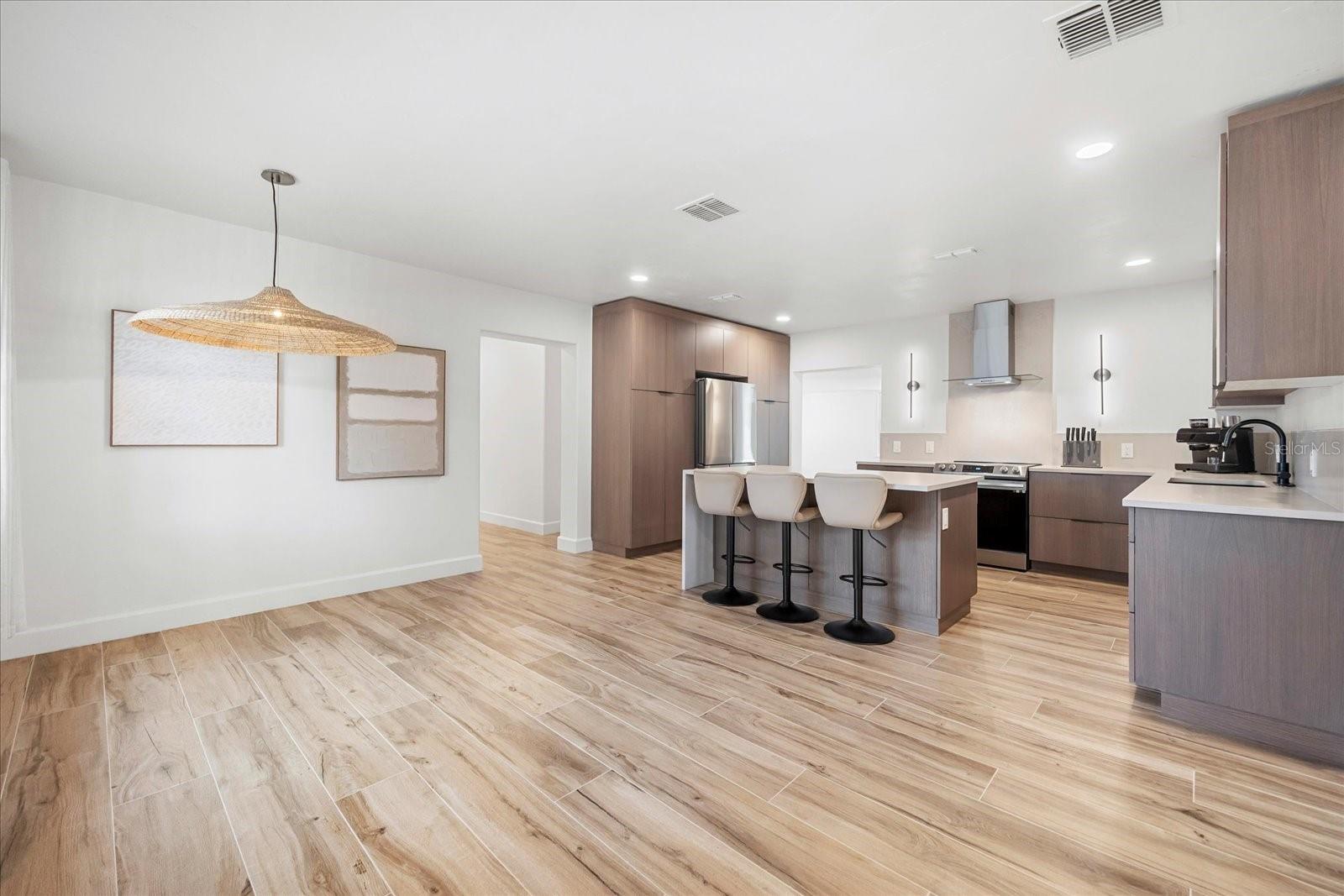 3215 HELEN AVE, ORLANDO, FL, 32804
