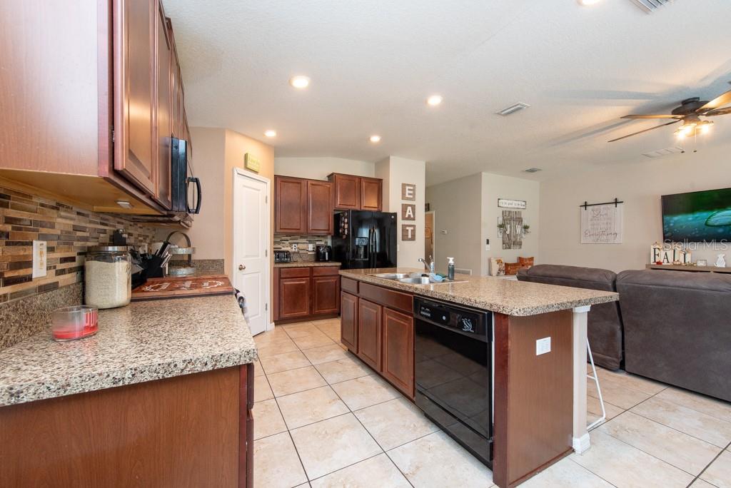 1622 REDMOND BROOK LN, RUSKIN, FL, 33570