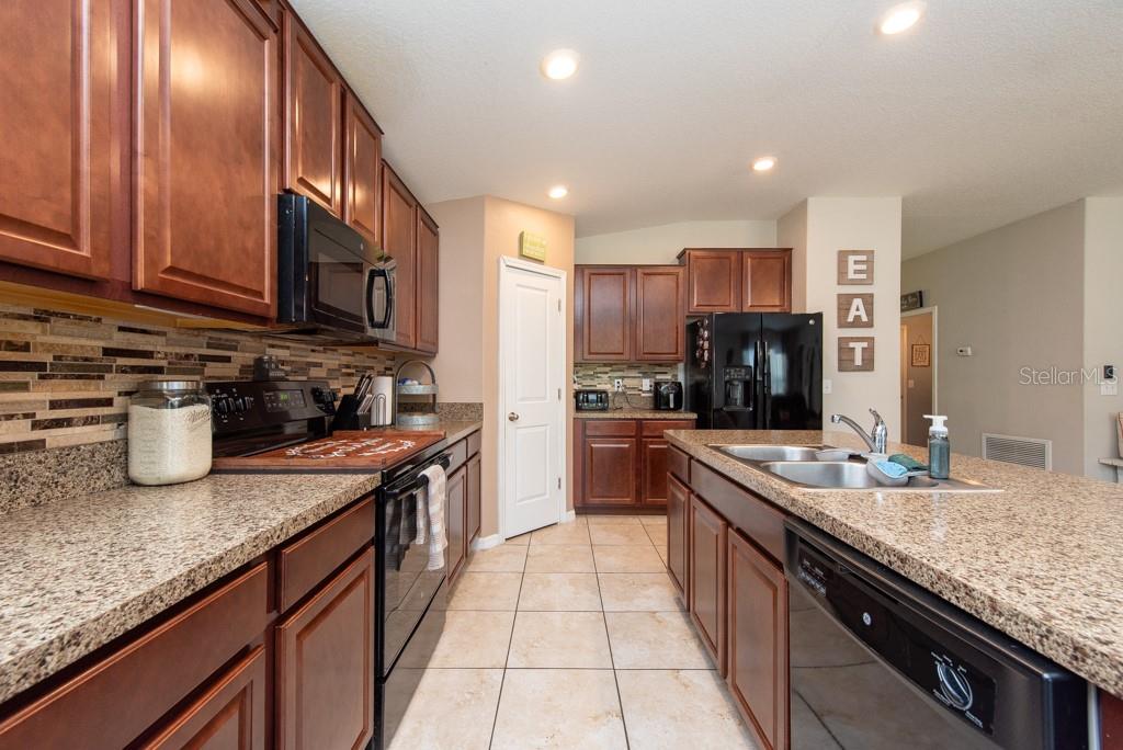 1622 REDMOND BROOK LN, RUSKIN, FL, 33570