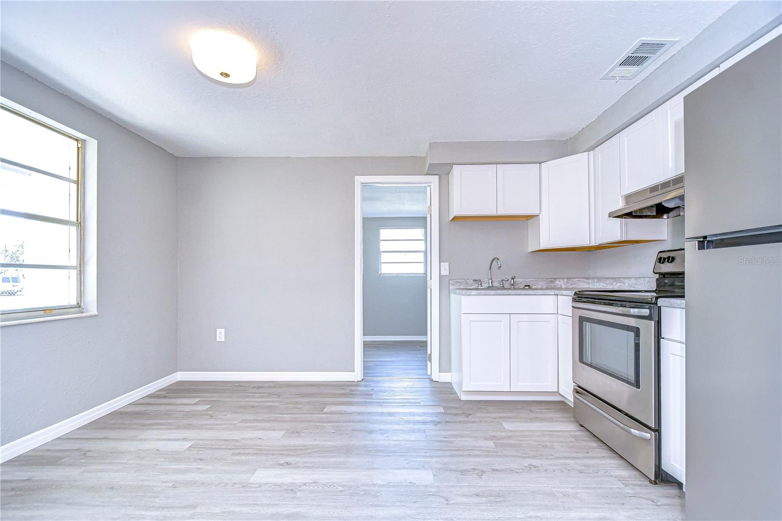 5836 8TH ST, ZEPHYRHILLS, FL, 33542