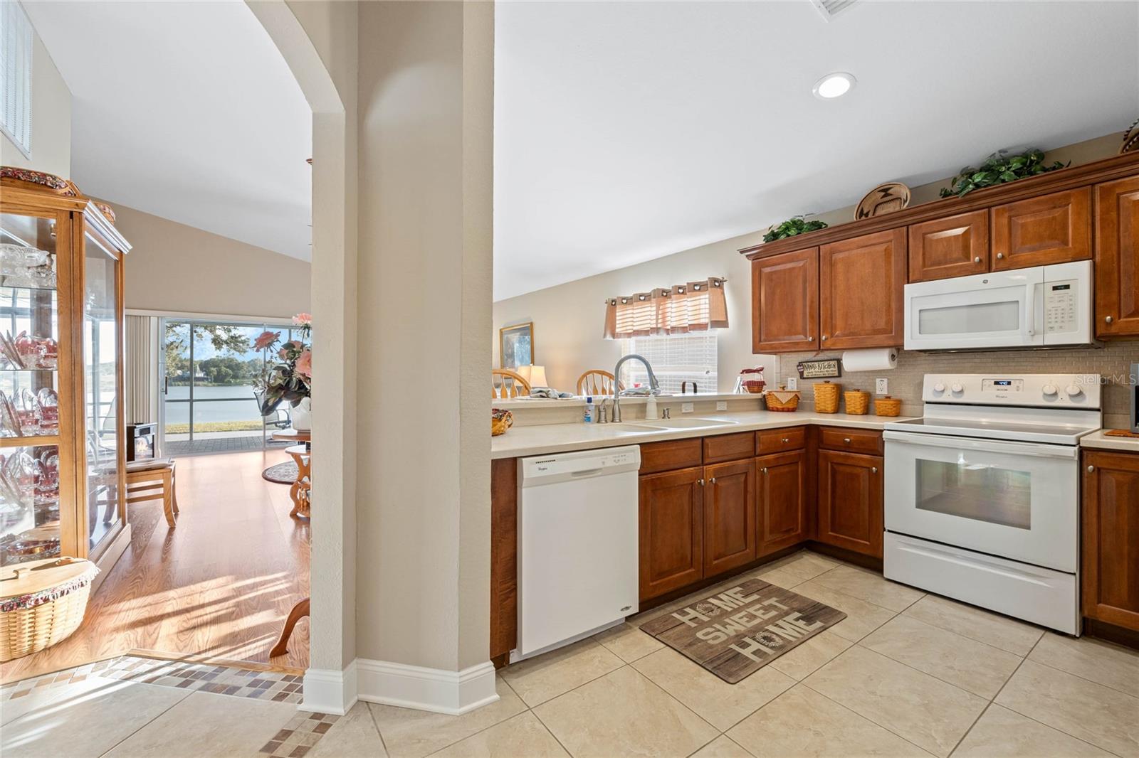 524 LAKE SUZANNE DR, LAKE WALES, FL, 33859