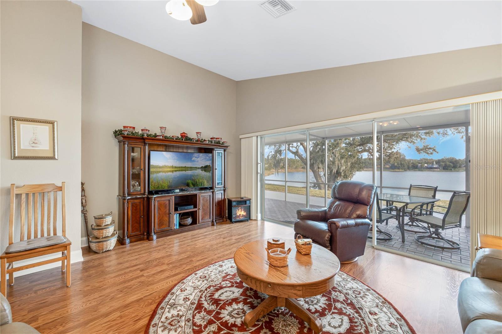 524 LAKE SUZANNE DR, LAKE WALES, FL, 33859