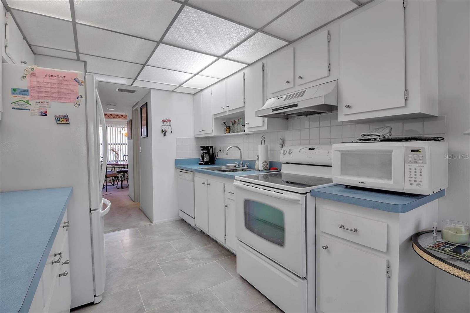 315 30TH AVE W #B210, BRADENTON, FL, 34205