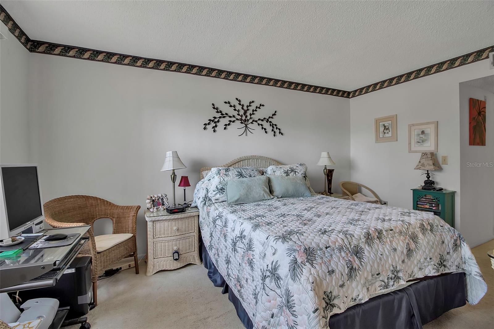 315 30TH AVE W #B210, BRADENTON, FL, 34205