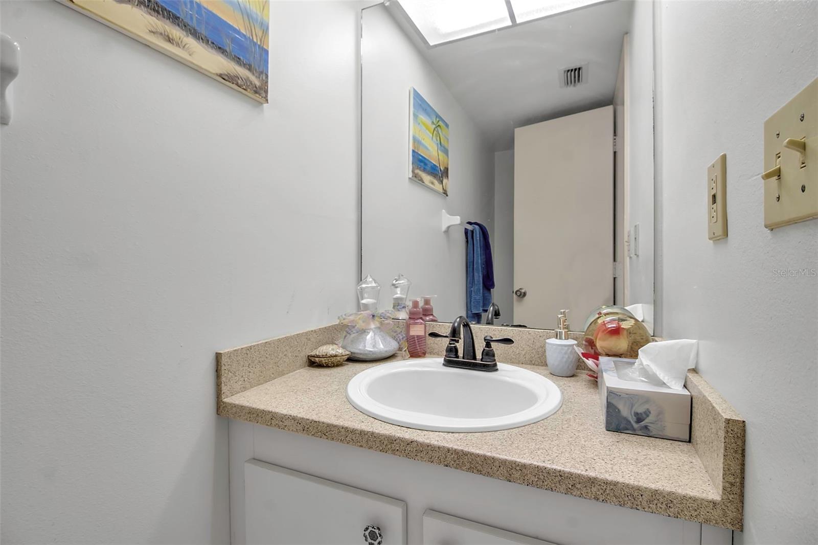 315 30TH AVE W #B210, BRADENTON, FL, 34205