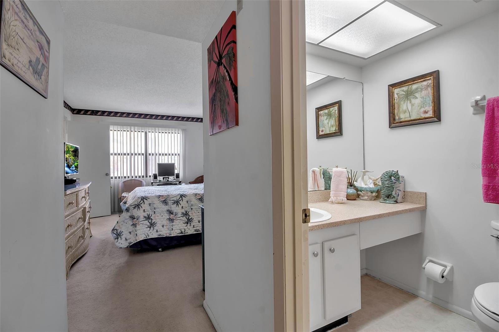 315 30TH AVE W #B210, BRADENTON, FL, 34205