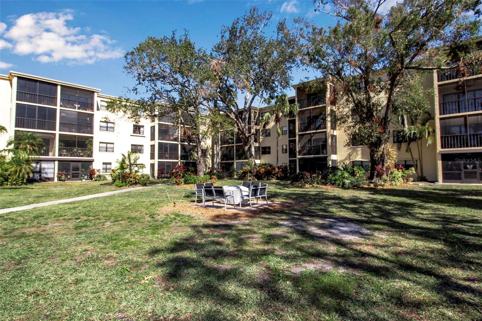 315 30TH AVE W #B210, BRADENTON, FL, 34205