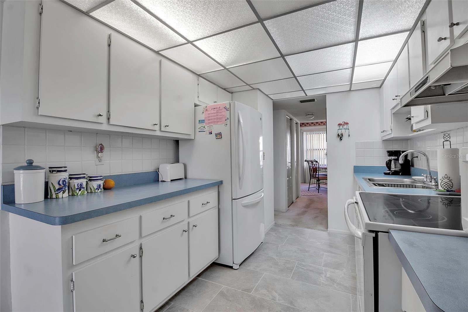 315 30TH AVE W #B210, BRADENTON, FL, 34205