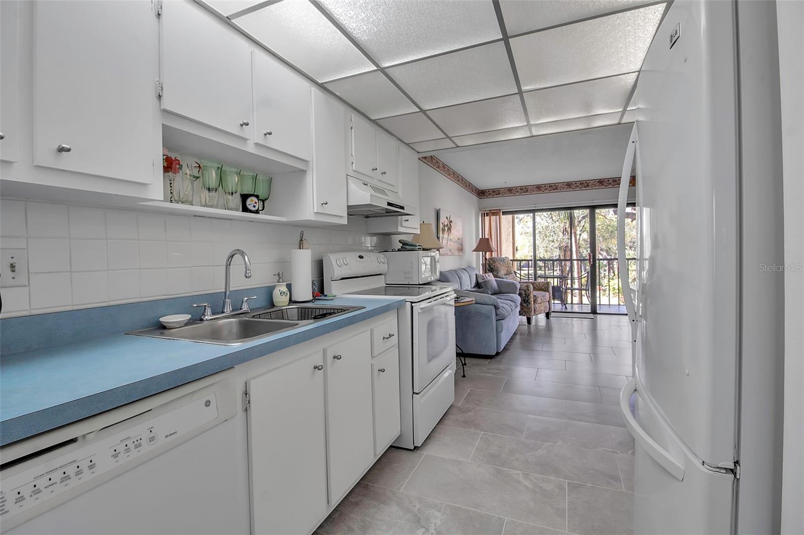 315 30TH AVE W #B210, BRADENTON, FL, 34205