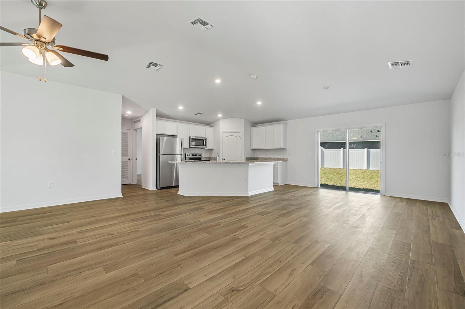 1481 AMY CIR, DELTONA, FL, 32738